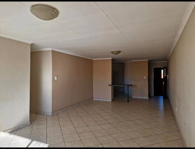 3 BEDROOM TOWNHOUSE FOR SALE IN TERENURE